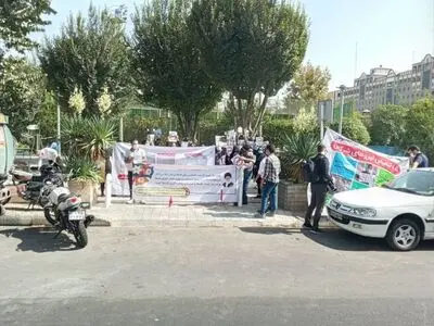 اجتماع صنفی نیروهای شرکتی بهداشت و درمان مقابل مجلس و سازمان برنامه