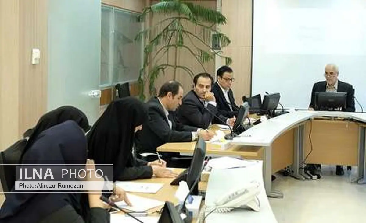 پیگیری پیشنهاد تغییر روزهای تعطیل برای همخوانی اقتصادی ایران و بین الملل