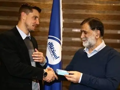 جان واریو: تعجب می کنم چرا ساپینتو قول 4 قهرمانی داده است