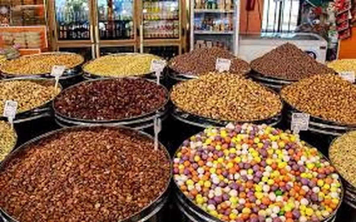 افزایش 80 درصدی آجیل در زنجان/افزایش قیمت دلار باعث افزایش قیمت آجیل می شود/ مردم قدرت خرید ندارند