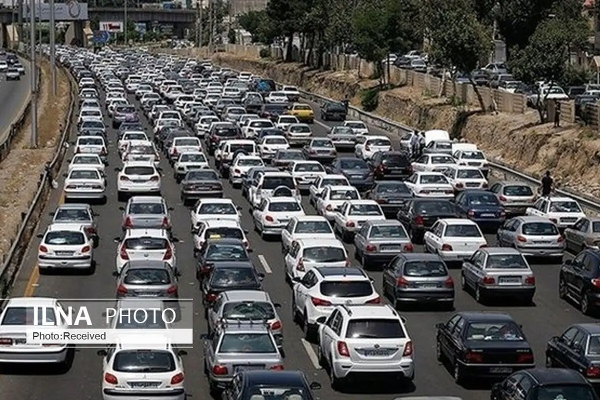 ترافیک سنگین در ورودی پایتخت/ بارش باران در محورهای استان گیلان