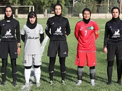 پیروزی ملی پوشان نوجوان برابر تیم مهرعظام 
