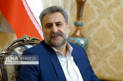 افراطیون حداقل روزنه‌های باقی‌مانده در دیپلماسی را می‌بندند