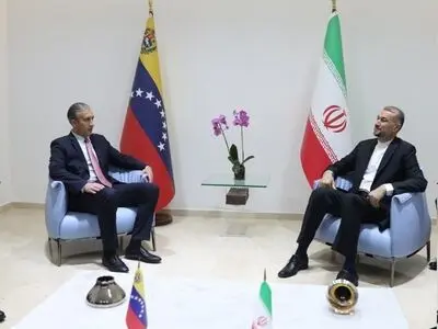 أمیر عبداللهیان یلتقی وزیر النفط الفنزویلي