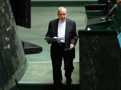 استیضاح فانی در این مقطع زمانی به صلاح نیست/ تحقیق و تفحص از صندوق ذخیره بالاخره جدی‌ شد