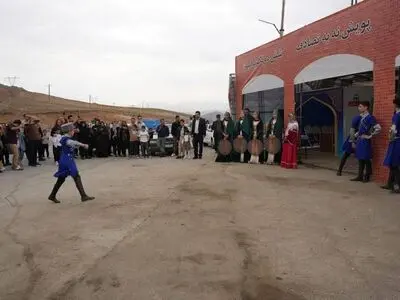 استقبال کاربران جاده‌ای از پویش نه به تصادف در آذربایجان غربی/ ایستگاه پویش در محور ارومیه_سلماس روزانه پذیرای مسافران ۵۰۰ خودرو است