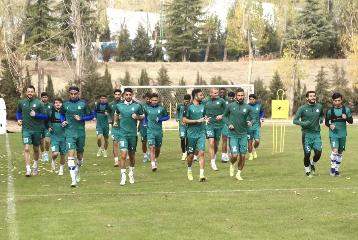 دیدار دوستانه استقلال و نفت مسجد سلیمان در آزادی 