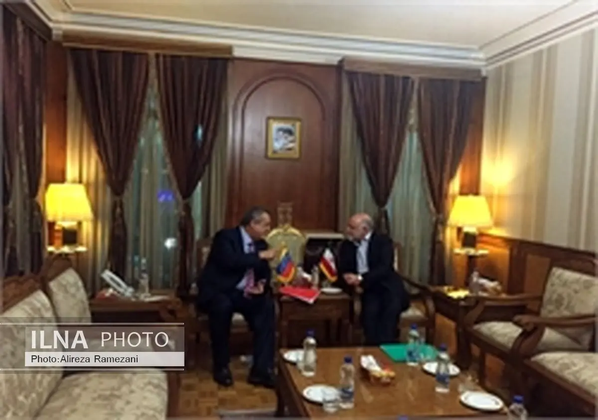 ایران از تلاش ونزوئلا برای بهبود بازار نفت حمایت میکند