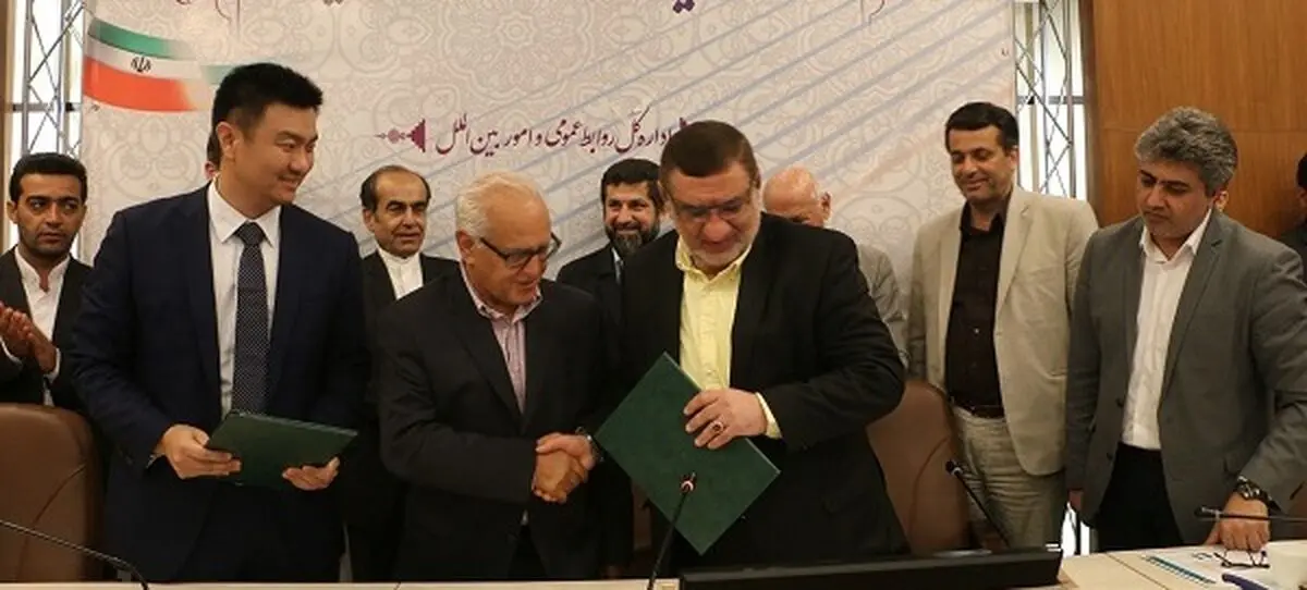 امضای قرارداد تجاری فاینانس پروژه آبرسانی شمال شرق خوزستان میان سازمان آب و برق استان و کنسرسیوم ایرانی – چینی 