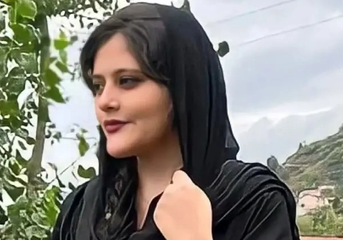 واکنش رئیس سابق کمیسیون برنامه و بودجه مجلس به درگذشت مهسا امینی/ پلیس را در مقابل مردم قرار ندهید