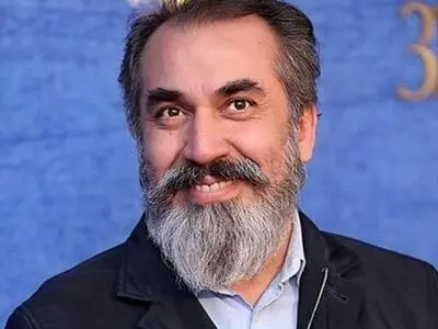 سیامک انصاری به «بازمانده» پیوست