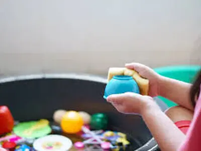 چگونه اسباب بازی کودک را ضدعفونی کنیم ؟