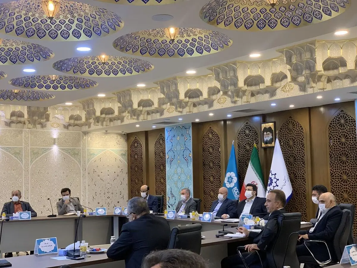 تشکیل کنسرسیوم بانک های دولتی در اصفهان/بانک ها تسهیلات مشخصی را در اختیار فعالان اقتصادی قرار دهند 