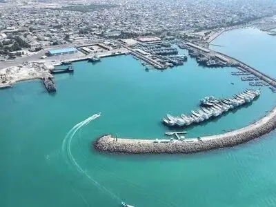توقف فعالیت مرکز تجاری ایران در قطر / بندر دیر واسطه ترانزیت اوراسیا و قطر می‌‍شود