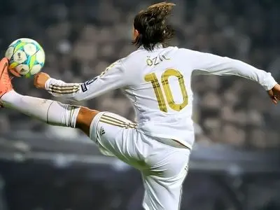 ویدئو: وقتی اوزیل در رئال مادرید جادو می‌کرد