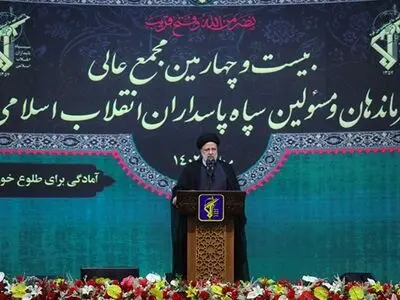 مراکز علمی و نخبگان در جهت ارائه راهکار و راه‌حل مسائل کشور فعال شوند
