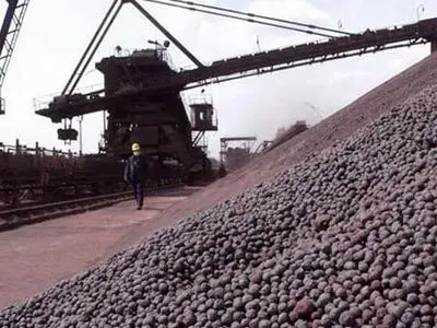 هیچگاه در پی ارزان خریدن سنگ آهن نبوده‌ایم/ 30 درصد ظرفیت سنگ آهن ذوب آهن خالی است