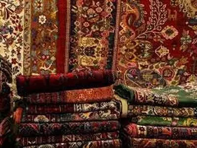 صادرات فرش دستبافت استان مرکزی به ارزش 353 هزار دلار / بیش از 3000 متر مربع فرش دستبافت به خارج از کشور صادر شد 