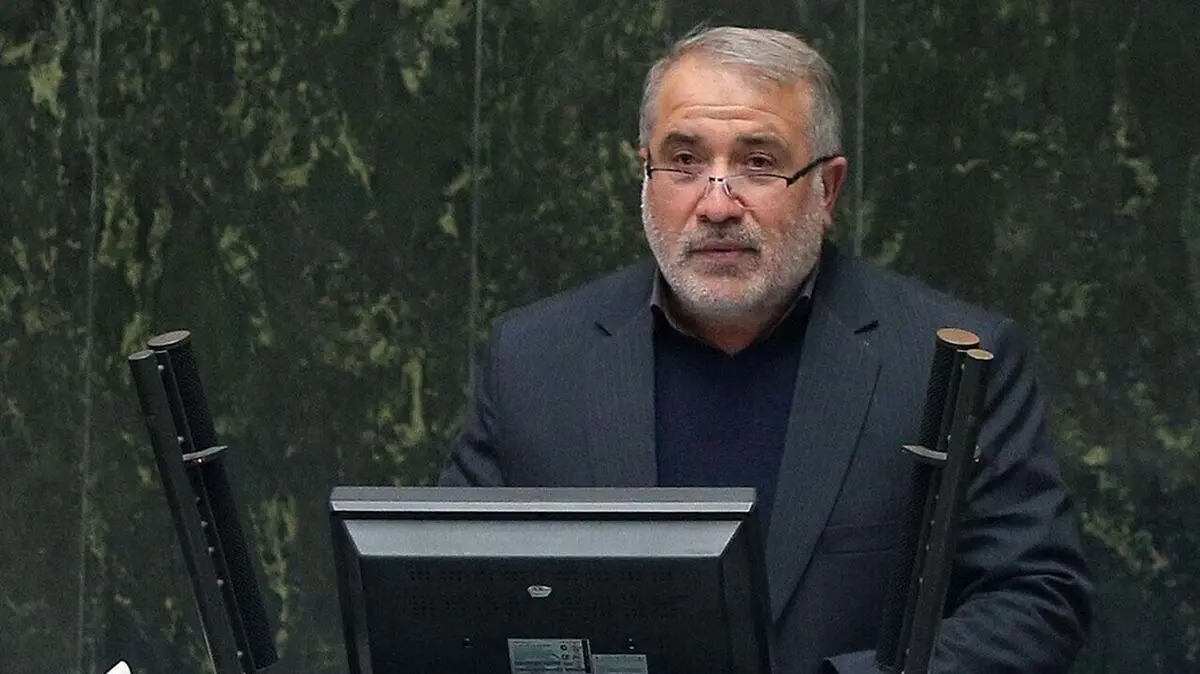 تورم افسارگسیخته کمر ملت را خم کرده است/ دولت جلوی هرگونه گرانی کالا و خدمات بایستد 