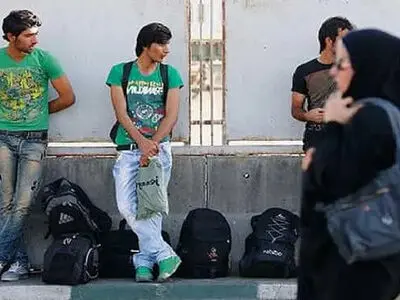 مشکل بیکاری جوانان شهر «بیرم» در استان فارس را مرتفع کنید