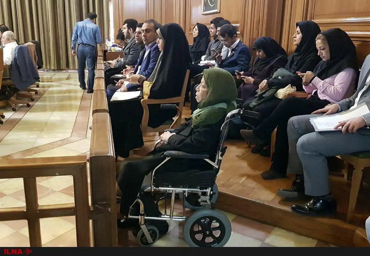 اعتراض ایران درودی به عدم صدور مجوز زمین موزه‌اش در صحن شورا/متاسفم برای کشوری که برای هنر و هنرمندش ارزش قائل نیست+فیلم