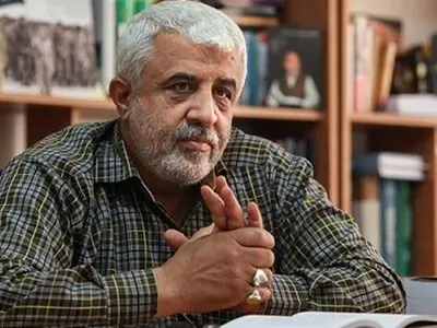 معرفی سر داوران جایزه شهید حاج حسین همدانی/ جشنواره با جایزه کتاب سال دفاع مقدس منافات ندارد