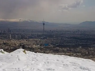 هوای برفی تهران «قابل قبول» است