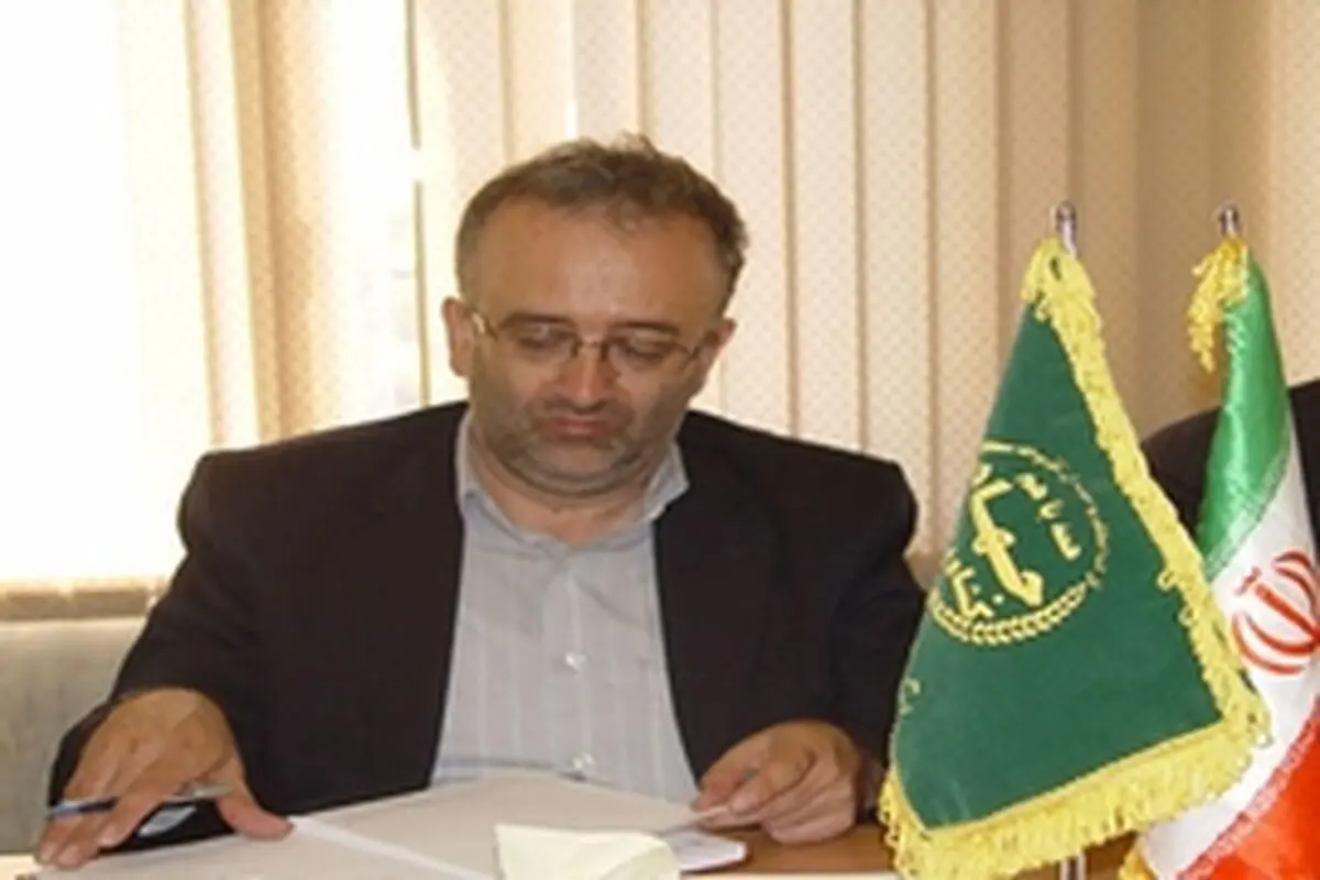 آفت کرم خراط باعثنابودی درختان غیرمثمر نیز می شود