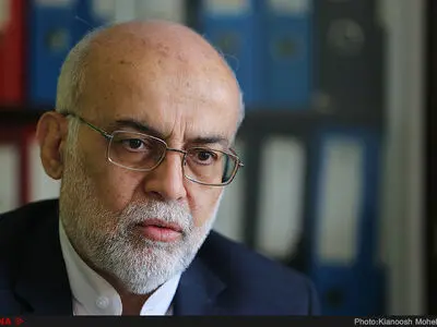 شرایط امروز مانند هفتم تیر سال ۶۰ است/جاه‌طلبی احمدی‌نژاد و اژدهای هفت‌سرِ فساد چه‌ها که بر سر ما نیاورد/فشار تحریم‌ها بر گرده مردم است و دولت باید صادق باشد 