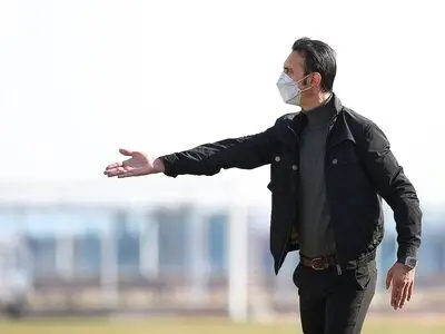 عنایتی: فعلا نباید درباره سبک بازی استقلال نظر بدهیم / قطعا به یک بازیکن طراح باکیفیت نیاز داریم