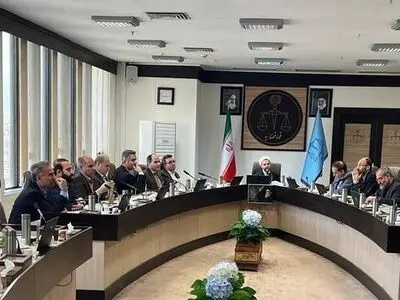 پانزدهمین جلسه شورای راهبری اجرای قانون الزام به ثبت رسمی معاملات اموال غیرمنقول برگزار شد