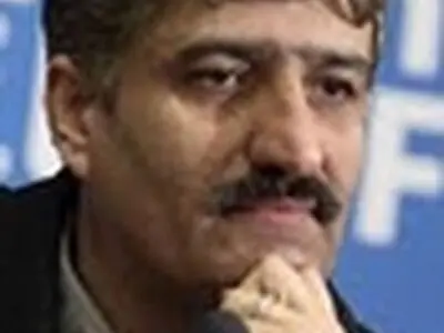 فیلمسازی که عضو هیچ گروهی نباشد؛ در مناسبات گم می‌شود