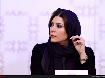 لباس پرنسسی "سحر دولتشاهی" در جشنواره فیلم امارات/عکس 
