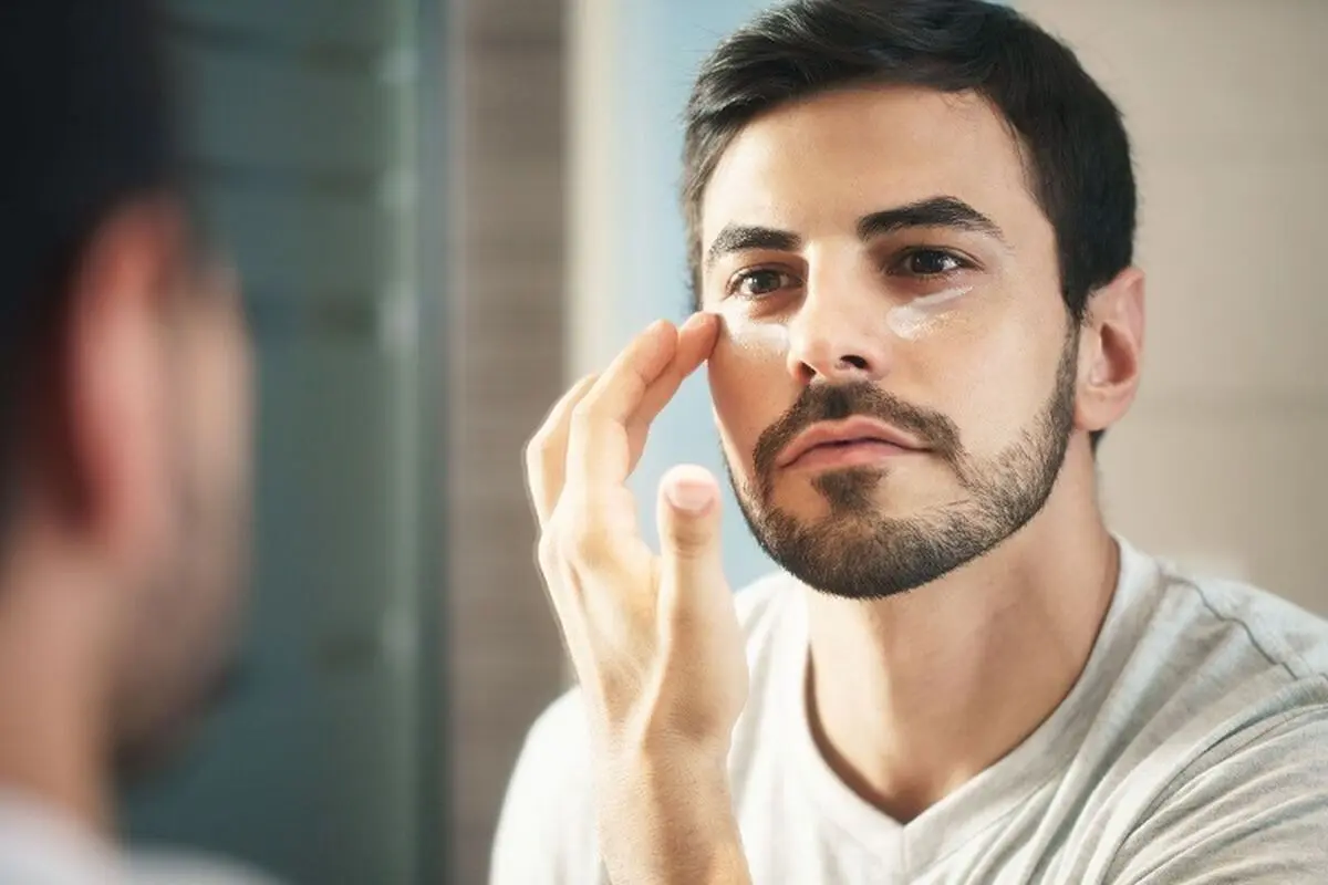 علت سیاهی زیر چشم چیست و چگونه می‌توان آن را برطرف کرد؟ 