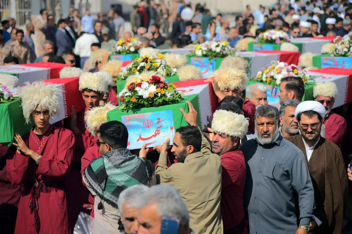 پیکر ۴۴ شهید تازه تفحص شده وارد کشور شد