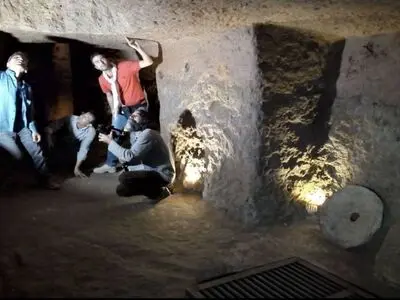 «دستکندهای پنهان ایران» یک پدیده گردشگری را به مخاطبش معرفی می‌کند/ مستندها از واقعیت‌ها فاصله گرفته‌اند