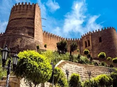 احیا دیوار هزار ساله ۱۲ برجی خرم‌آباد