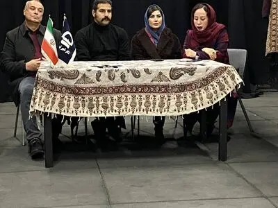 مترسک به برداشتی آزاد از چهارصندوق به صحنه می‌رود