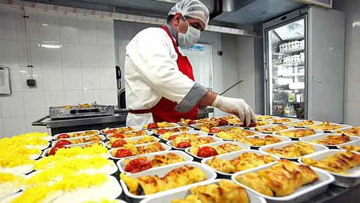 بیکاری کارگران رستوران‌ها/ کارگران اصناف بیشترین آسیب را از کرونا می‌بینند