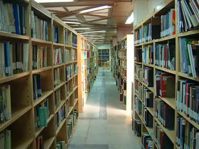 ارائه خدمات حضوری در کتابخانه‌های عمومی آذربایجان غربی تعطیل شد