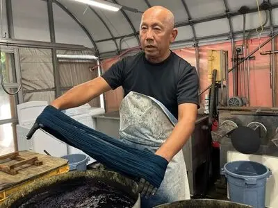 آبی ژاپنی؛ این شلوار پاره نمی شود باید آن را نابود کنی تا خراب شود!