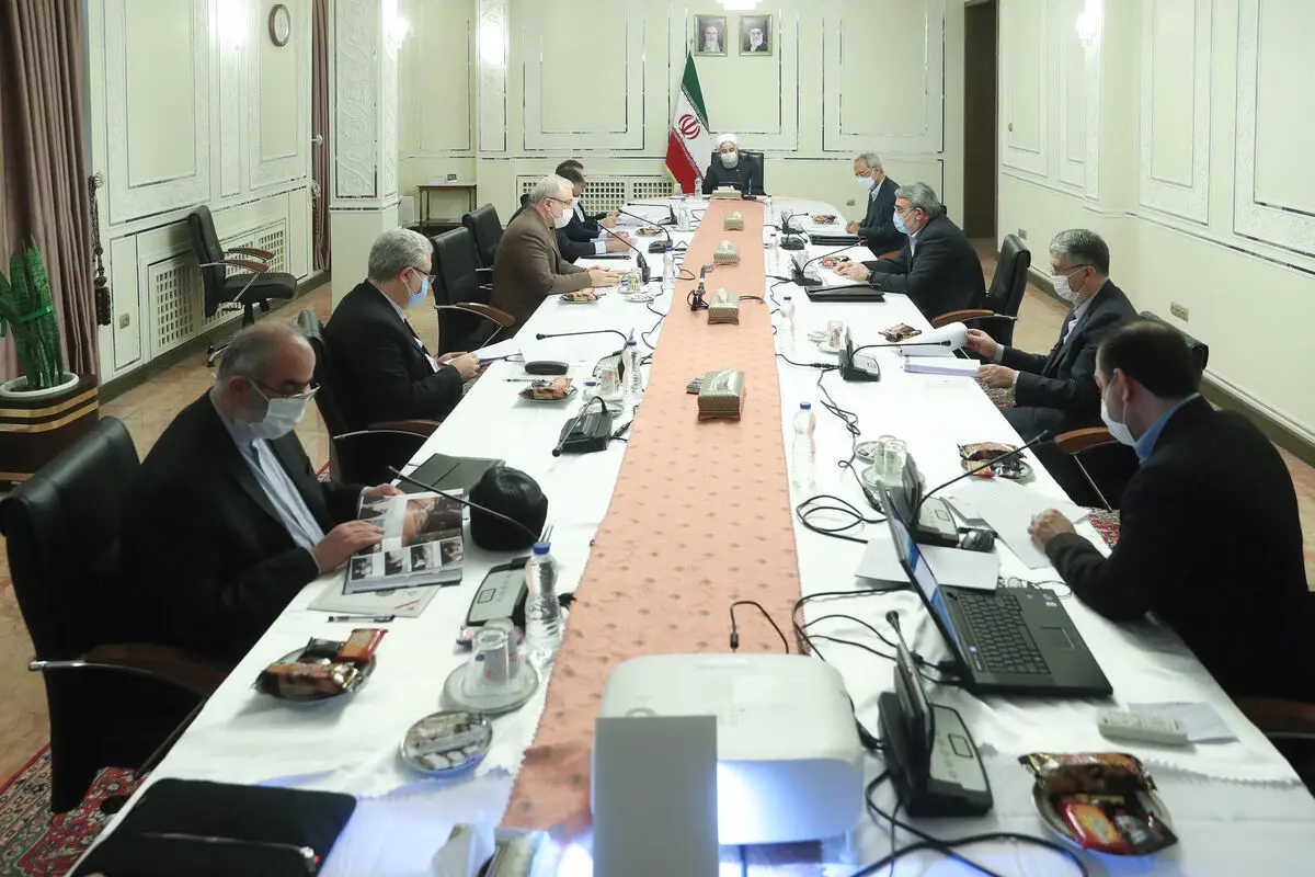  امیدواریم واکسیناسیون طبق جدول اولویت‌های گروه هدف، در بهمن ماه آغاز شود/ ابراز نگرانی از بروز برخی علائم در خصوص خیز بیماری کرونا در برخی شهرها از جمله پایتخت