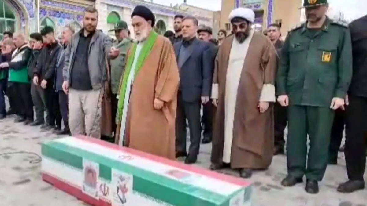 تشییع پیکر مطهر شهید والامقام در زنجان