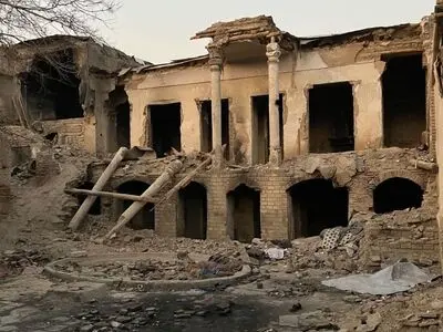 بخش‌هایی از سقف خانه‌ امین لشکر دوباره فروریخت