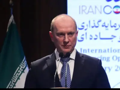 راه‌آهن رشت- آستارا به نفع همه کشورهای منطقه است/ مسیر ریلی فوق العاده احداث می‌کنیم