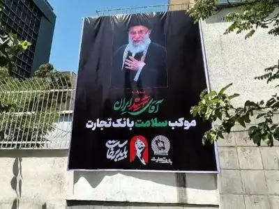 بازدید دکتر اخلاقی از موکب‌های خدمت‌رسانی به مردم شریف ایران در بدرقه رهبر شهید