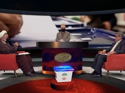 عطریانفر: دو قطبی ذیل نهاد نظام سیاسی متمرکز پذیرفته شده است/ وکیلی: دو قطبی بودن ضرورت ساحت انتخابات و سیاست است/ نوروزی: انتخابات دوقطبی در ایران معنا ندارد 