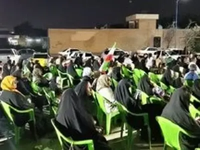 انتشار خبرهای دروغ روی پلاکاردهای تجمعات خیابانی!
