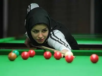 اکرم محمدی نخستین مدال تاریخ بیلیارد بانوان ایران را به دست آورد