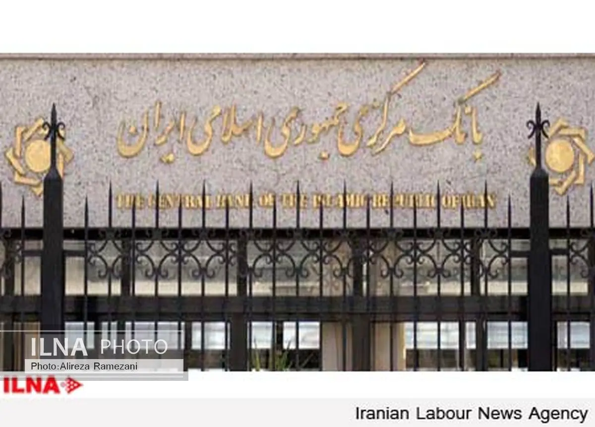 برخی به دنبال نفوذ در بانک‌ها هستند / طرح اصلاح نظام بانکی، سیاسی است